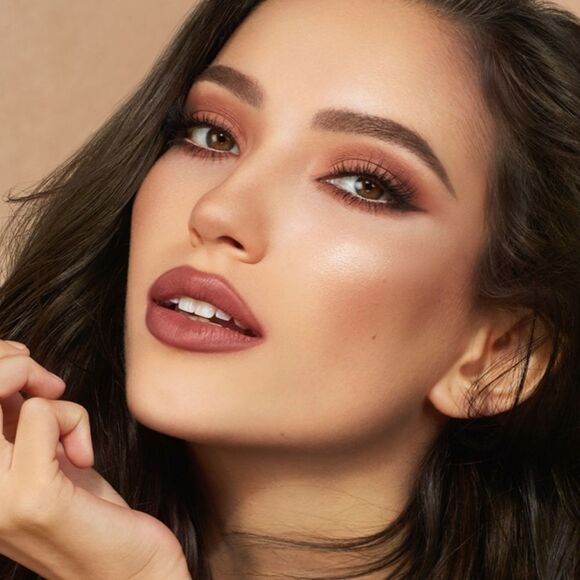 MAC Limited Edition Lipstick - Lookin Like Wealth (Matte Midtone Yellow Brown) - Picture 7 of 14